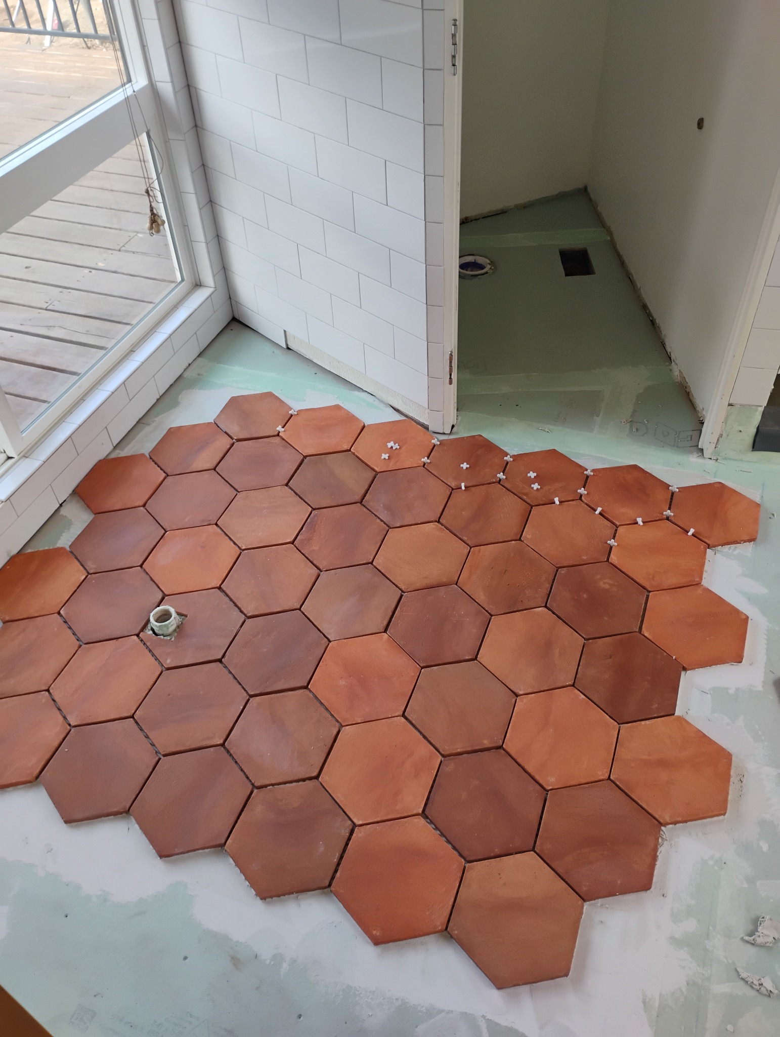 Bathroom tile layout
